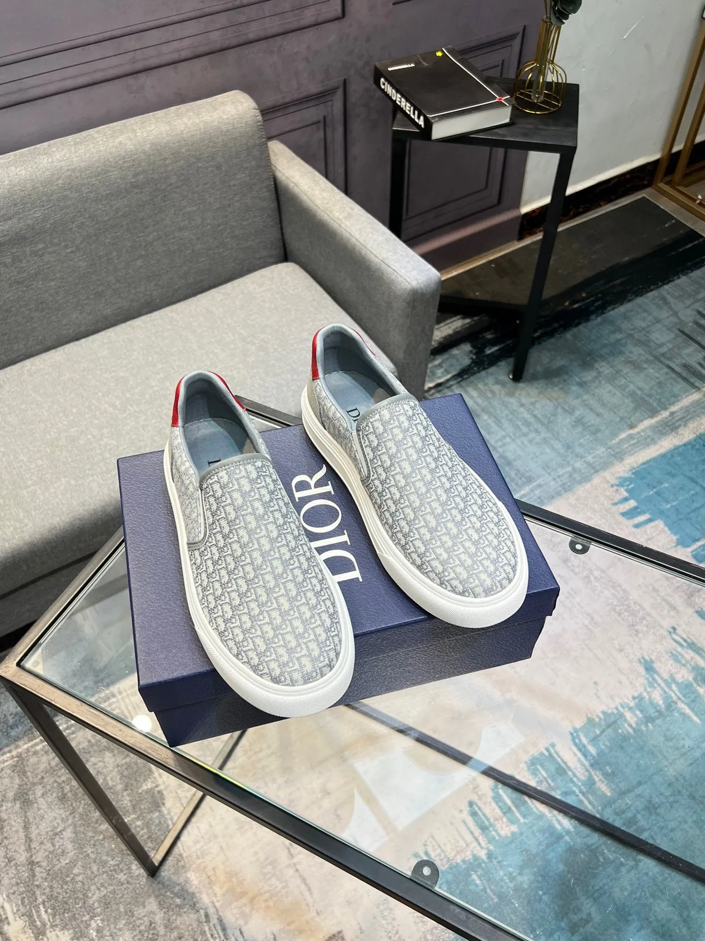 Men's shoes 💰380 The latest DiOr shipment, using imported top-grade jacquard fabric with cowhide design 👍 Breathable mesh lining, comfortable to wear, lightweight, original last mold, official website 1:1, private mold outsole, non-slip, color, multiple colors available, code number 38 to 44 (45 can be ordered)
